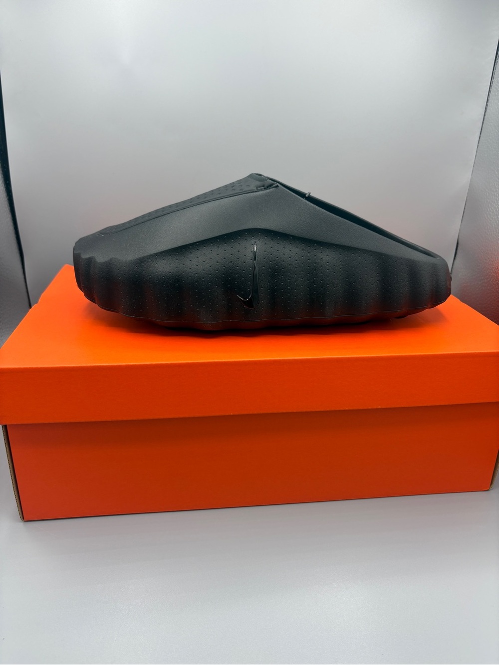 Nike Men’s Black Foam Slide Clog